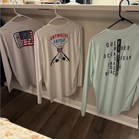 Men’s Long Sleeve Performance Fishing Shirts - Picture 2 of 5